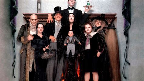 Zibilia Revista | Los locos Addams y la vigencia de esa familia muy normal