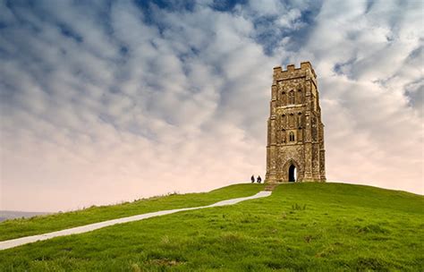 Visiting Glastonbury Tor - how to get there and history