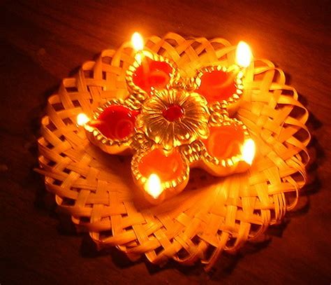 Diwali Candles Ideas: Diwali Floating Candles Decorations - family holiday.net/guide to family ...