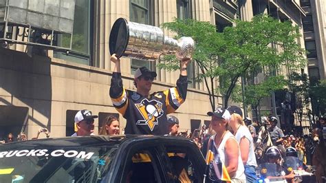 Pittsburgh celebrates Stanley Cup victory | NHL.com Stanley Cup Parade ...