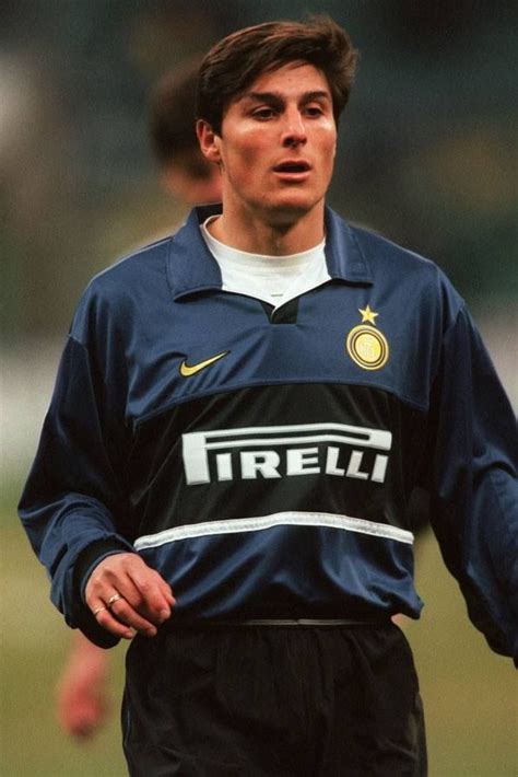 Javier Zanetti (Inter Milan) | Retro football shirts, Italy national ...