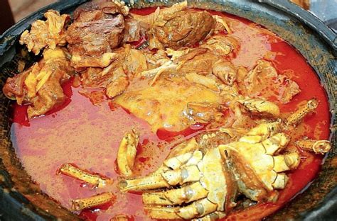 10 Ghanaian foods you should avoid late at night