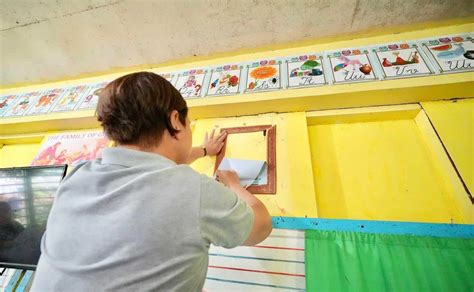 DepEd should clarify classroom decoration policy — teachers' group - 'Philstar' News | SendStory ...