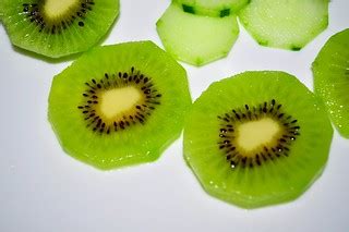 KIWI FRUIT | This is a Kiwi fruit, I love eating this fruit.… | Flickr