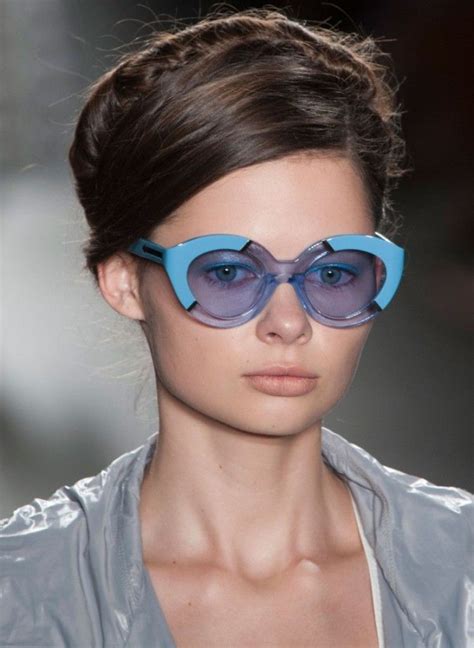 57+ Newest Eyewear Trends for Men & Women 2022 | Eyewear trends, Glasses fashion, Trendy sunglasses