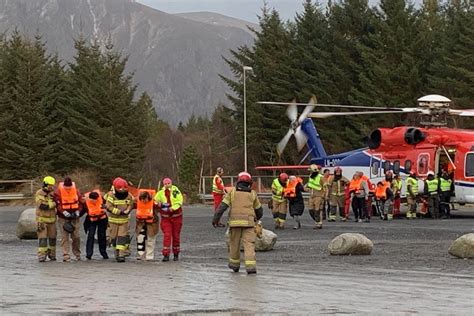 Helicopters scrambled to rescue 1,300 passengers from Norwegian cruise ship caught in rough seas ...