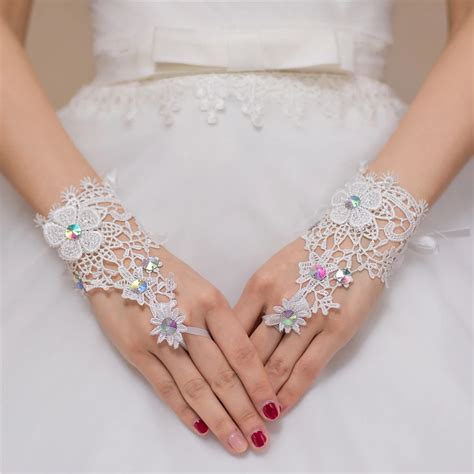 2017 Bridal Gown lace Short Double Bridal Gloves bridal dresses ...