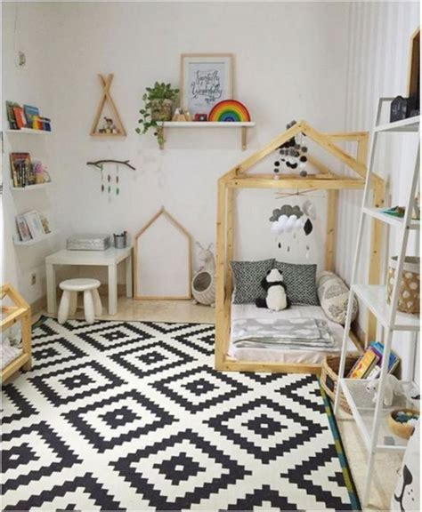 55 Best Montessori Bedroom Design For Happy Kids 0028 | Montessori toddler rooms, Boy room, Baby ...