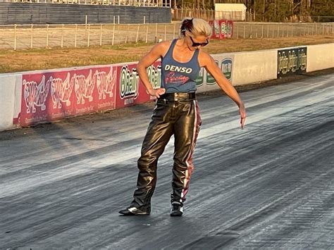 Angie Smith Striving for Top 2 NHRA Finish in 2023 – Drag Bike News