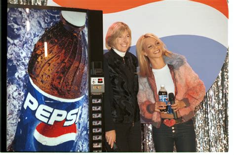 www.photobureau.com | Main Gallery | Britney Spears endorses Pepsi