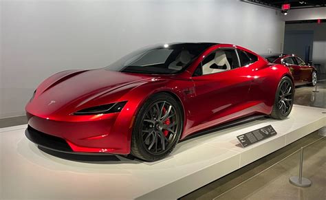 Tesla Roadster SpaceX Package's shocking 0-60 mph time teased in museum ...