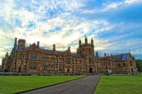 University of Sydney - Wikipedia, the free encyclopedia | Avustralya, Montpellier, Salamanca