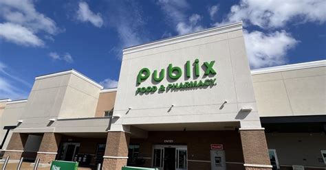 Publix opens a new, larger “prototype” in Wesley Chapel | Pasco County ...