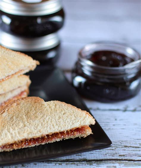 Homemade Grape Jelly Recipe | Simply Being Mommy