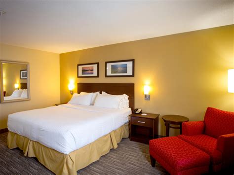 Holiday Inn Express Stellarton-New Glasgow Guest Room & Suite Options