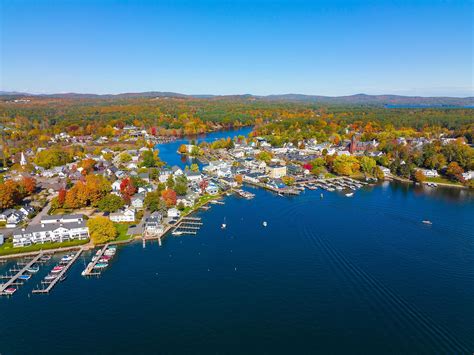 10 Best Lake Towns to Retire in the US - WorldAtlas