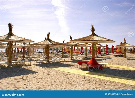 Mamaia Beach At The Black Sea Editorial Image - Image: 43394930