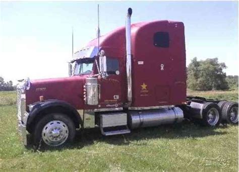 Freightliner FLC 120 (1999) : Sleeper Semi Trucks