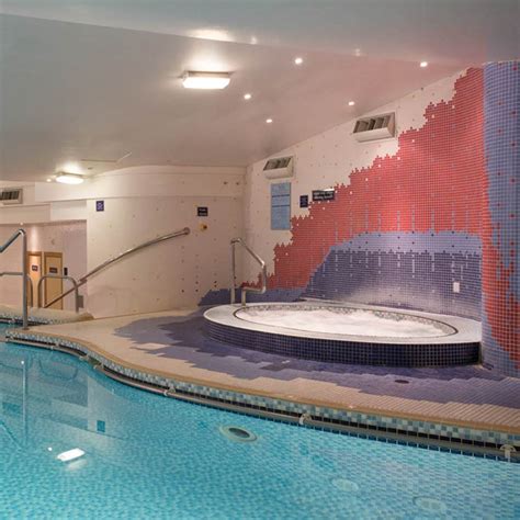 Bolton Leisure Centre | Bolton Whites Swimming Pool & Gym