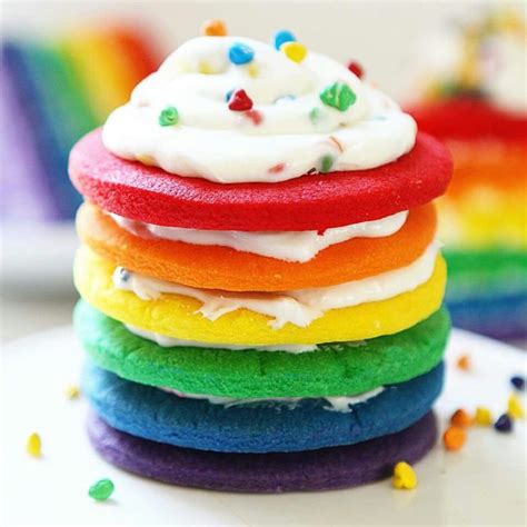 Rainbow cookie cake | Rainbow food, Rainbow cookie cake, Rainbow treats