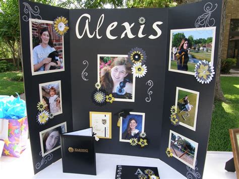 Graduation party picture display, Graduation party pictures, Graduation ...