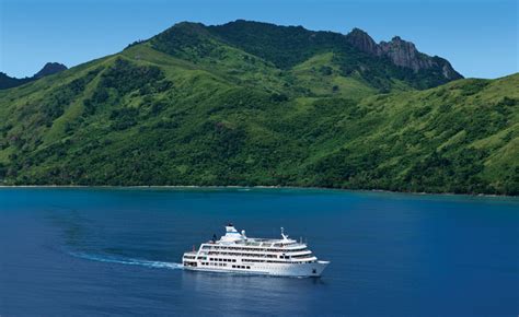 Reef Endeavour | Luxury Cruise Ship | Fiji Voyages