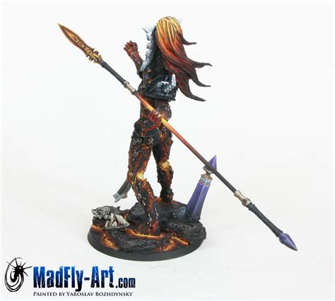 Eldar Avatar with Spear – MadFly-Art Miniature Painting Studio