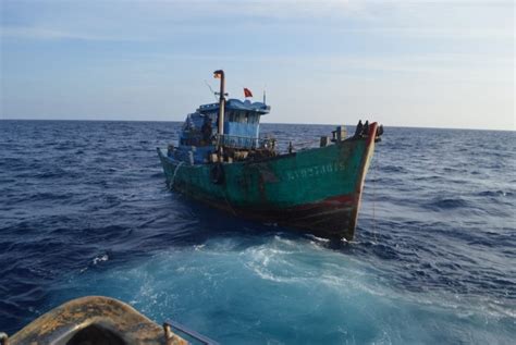 Kala Nelayan Indonesia Diusir Kapal China di Perairan Natuna ...