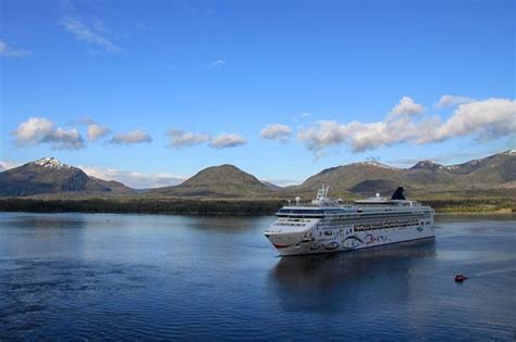 10 Essential Alaska Cruise Tips for an Amazing Journey