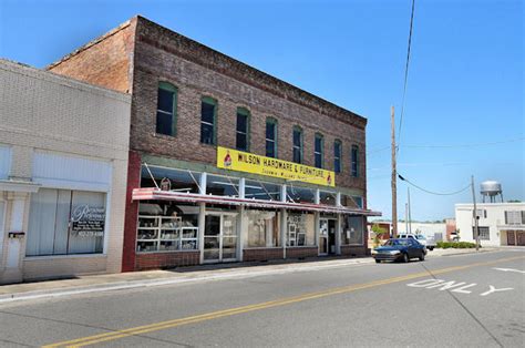 Wilson Hardware Building, Hazlehurst | Vanishing Georgia: Photographs ...