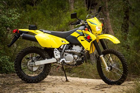 BIKE TEST: 2017 SUZUKI DR-Z400E - Dirt Action