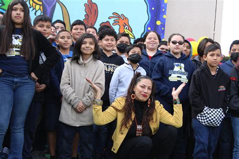 Abbott Elementary School Students Celebrate New Mural with Festive ...