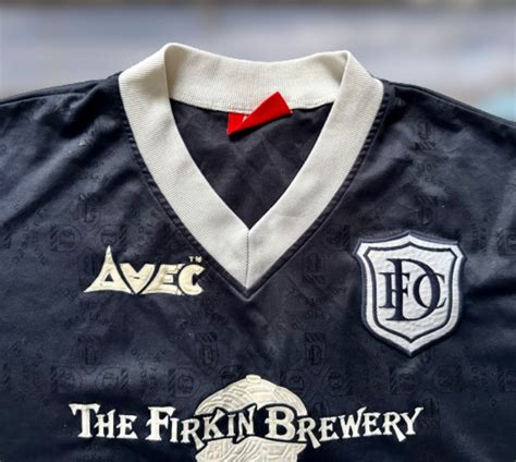 Dundee FC 1997-98 Home Kit