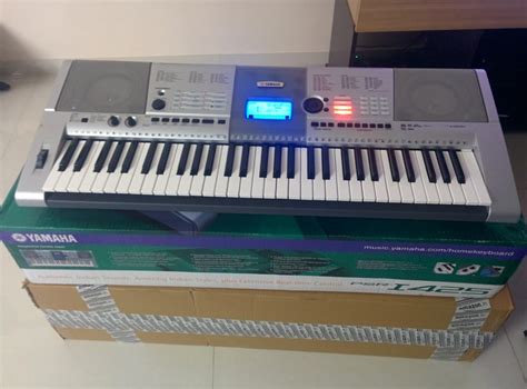 Yamaha Keyboard old, Hobbies & Toys, Music & Media, Musical Instruments ...