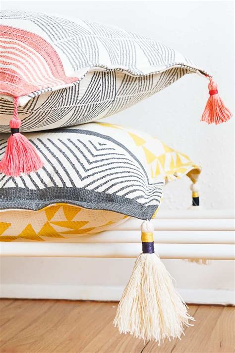 DIY Tasseled Throw Pillows For A Cozy Fall - Sugar & Cloth Decor