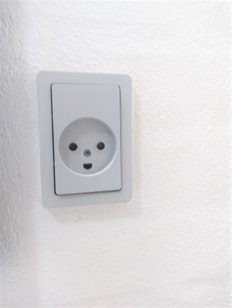 Happy socket is happy - Meme Guy