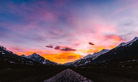 Scenic View of Dramatic Sky during Sunset · Free Stock Photo