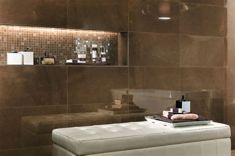 Italian tile bathroom | Hawk Haven