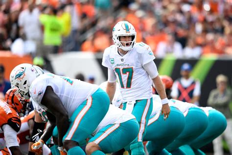 Bears at Dolphins injury report: Ryan Tannehill headlines 11 Miami injuries; Chicago rules out 1 ...