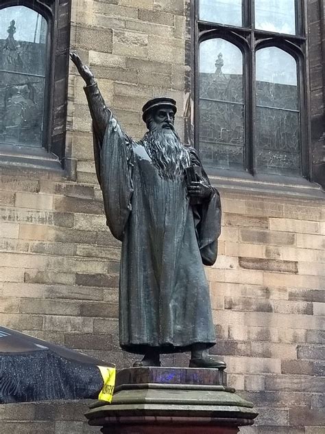 John Knox, Assembly Hall, top of the Mound, Edinburgh | Statue ...