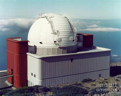 Isaac Newton Telescope Photograph by Royal Greenwich Observatory ...