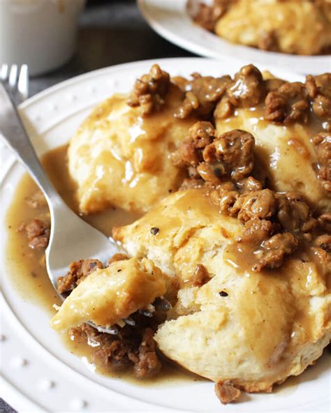 Vegan Sausage Gravy and Biscuits