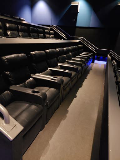 Movie Theater «Showcase Cinemas Lowell», reviews and photos, 32 Reiss ...