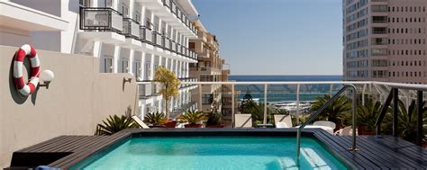 Seaside Hotels in Sea Point | Protea Hotel Cape Town Sea Point