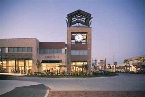 Stores In The Pearland Town Center