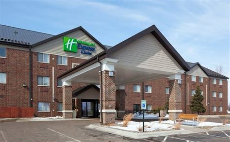 Holiday Inn Express Woodbury - UPDATED 2018 Prices & Motel Reviews (MN) - TripAdvisor