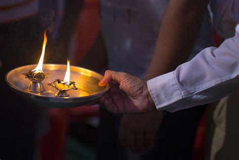 Download free photo of Puja,pooja,aarti,hindu,festival - from needpix.com