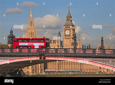 London, Lambeth Bridge Stock Photo - Alamy