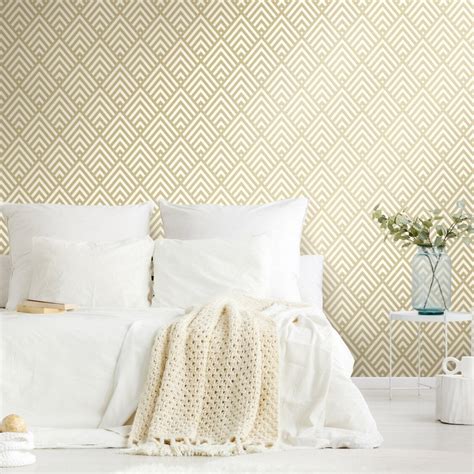 Update 52+ white and gold geometric wallpaper super hot - in.cdgdbentre