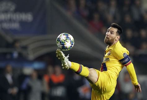 Champions League roundup: Lionel Messi and Liverpool shine | The Spokesman-Review